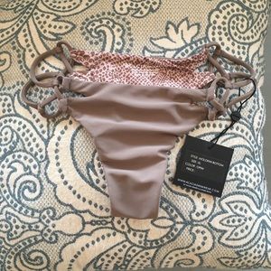 Brand new Acacia Molokini bottoms XL